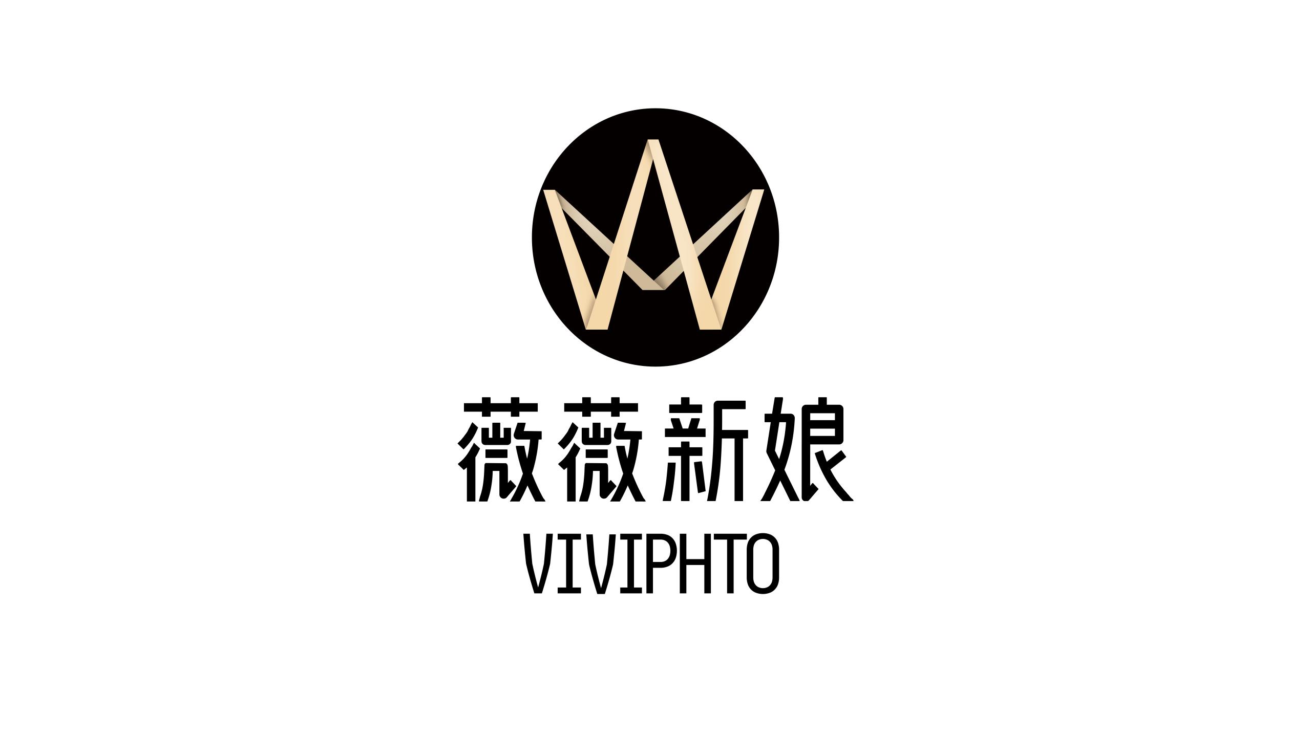 ?？谵鞭毙履? />
<p>我們致力于服務和品質(zhì)，憑著過硬的師資力量和團隊合作精神，努力為每一對新人打造最完美的婚紗照。今年我們技術老師又研發(fā)了很多最新潮流拍攝風格，新增了2個大型實景拍攝基地，拍攝內(nèi)外景一站式攝影基地，拍攝過程中老師全程一對一跟蹤服務，拍一套現(xiàn)場看一套，不滿意無條件重拍。公司承諾每一對新人拍攝過程中絕無任何隱形消費，后期所有產(chǎn)品終身承保。追求時尚個性自然為主，一直是本地時尚的領跑者。</p>
<h3>9、韓潮匠范QUEEN</h3>
<img  width=